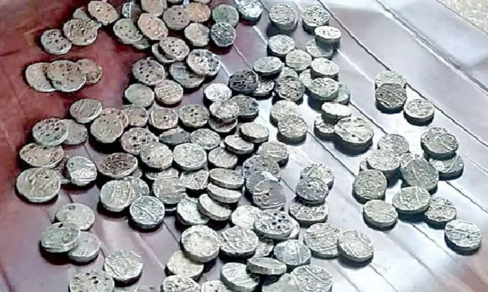 141 Silver Coins Found In Tanduru Vikarabad District