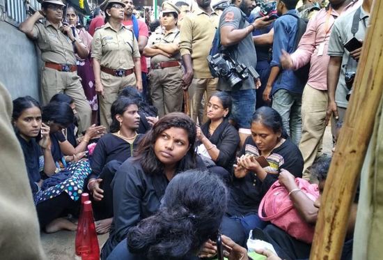 శబరిమలలో మళ్లీ ఉద్రిక్తత శబరిమలలో మళ్లీ ఉద్రిక్తత