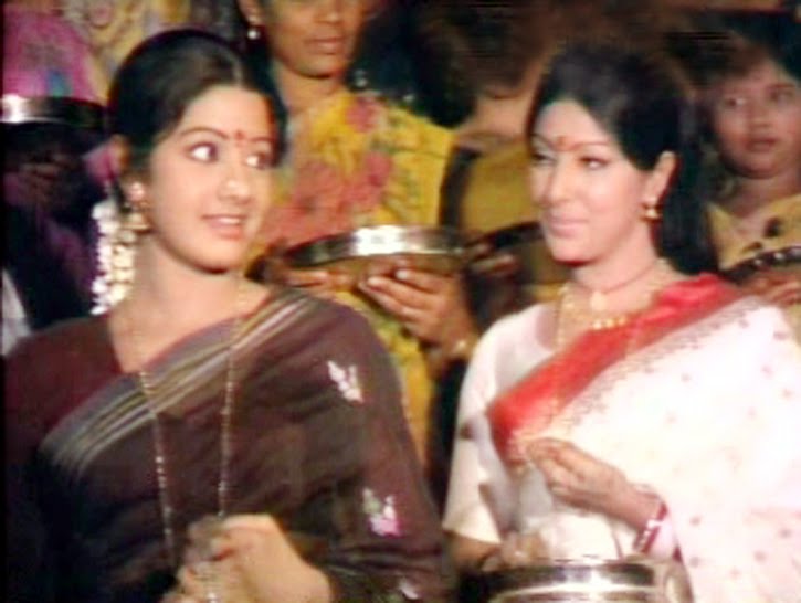 ఆరనీకుమా ఈ దీపం కార్తీకదీపం!