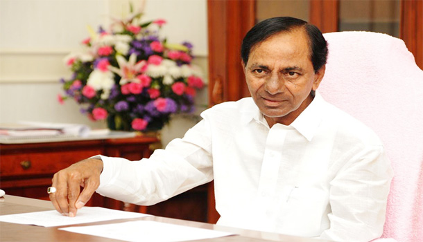 తెలంగాణలో కొలువుల జాతర...9,200 పంచాయతీ కార్యదర్శుల పోస్టుల భర్తీకి సీఎం కేసీఆర్ ఆదేశం