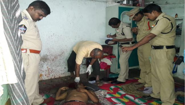 వ్యక్తి దారుణ హత్య