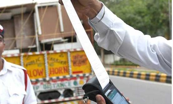 లెక్కతప్పిన ట్రాఫిక్ కానిస్టేబుల్‌కు రూ.34 వేల జరిమానా!