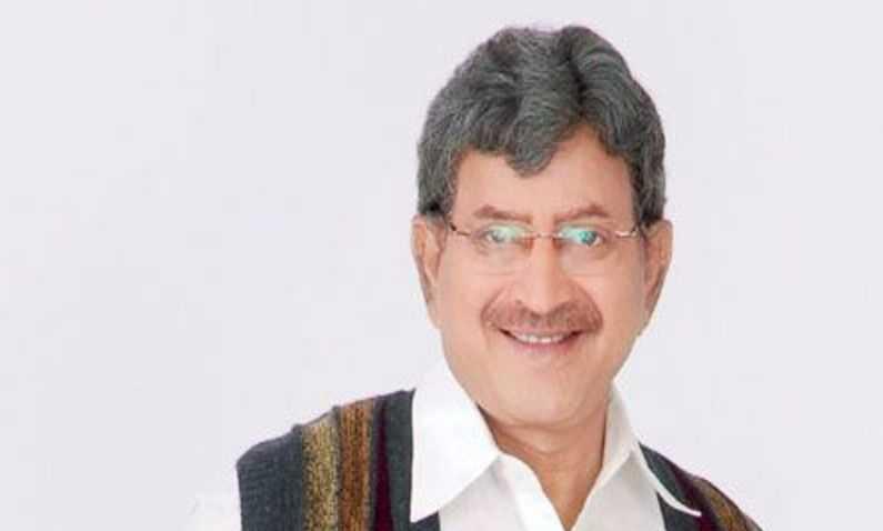 సిని సింహాసనాదీషుడు మన సూపర్ స్టార్ కృష్ణ.