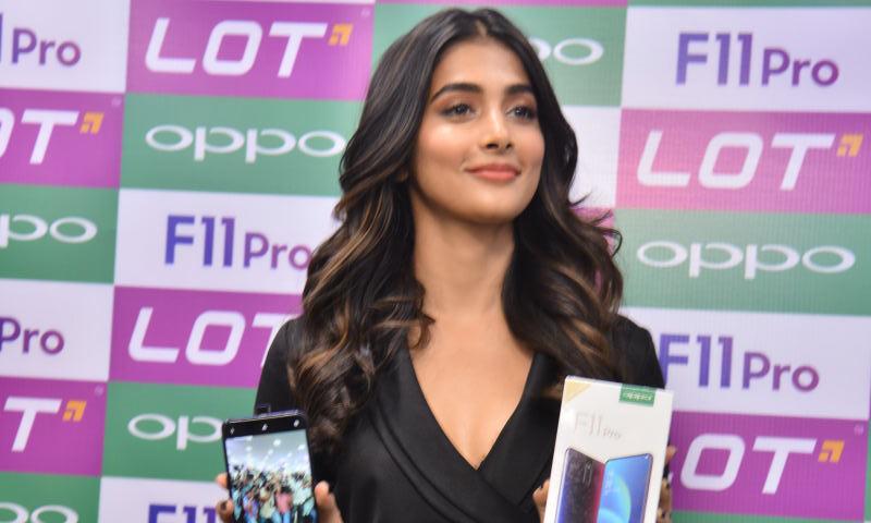 పూజ హెగ్డే లేటెస్ట్ ఫొటోస్ పూజ హెగ్డే లేటెస్ట్ ఫొటోస్