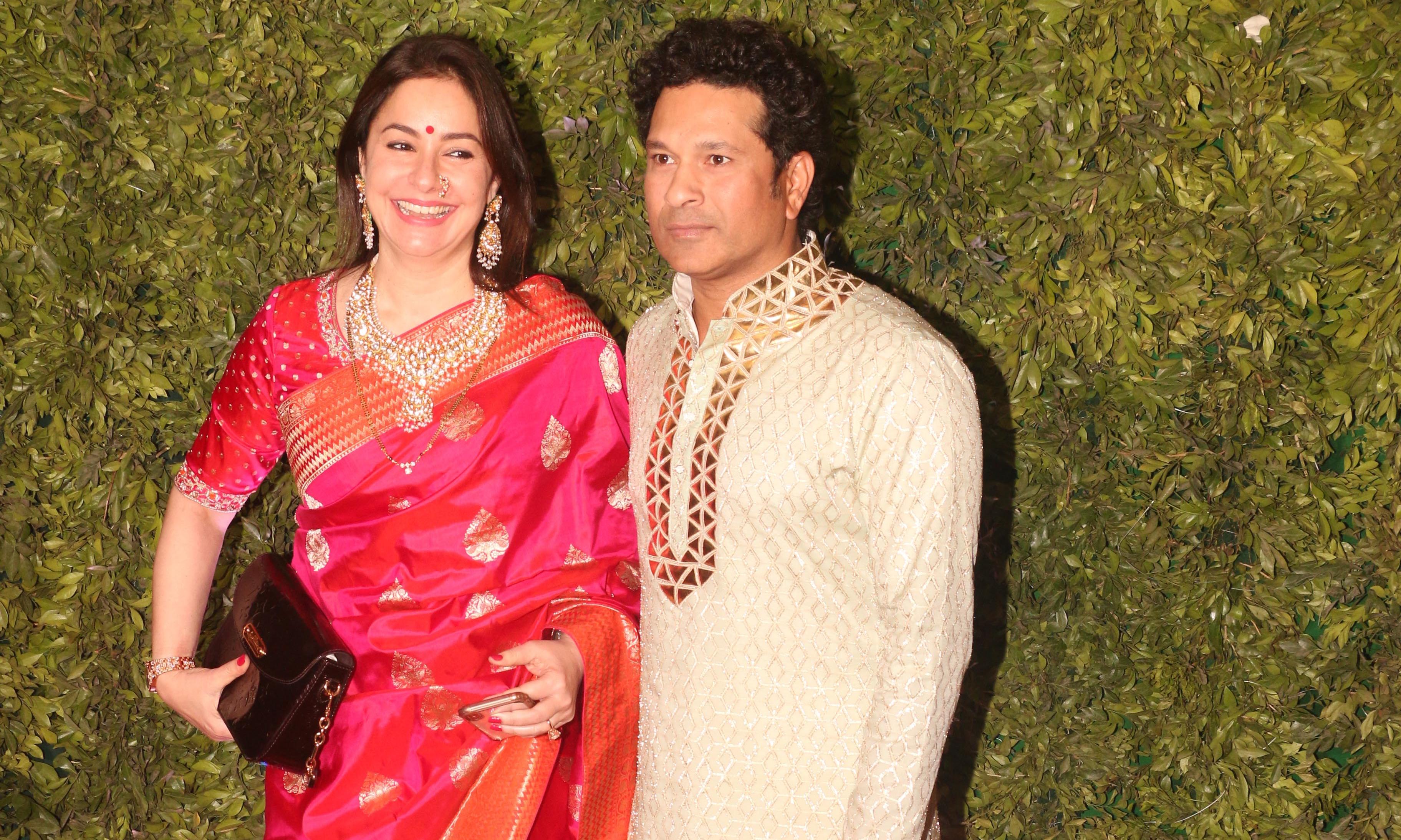 Raj Thackerays son Amits wedding Photos