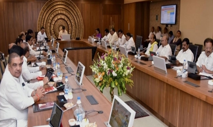 మంత్రి పదవులు దక్కేది వీరికేనా?