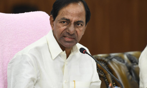 టీఆర్ఎస్ లో మొదలైన టిక్కెట్ల లొల్లి