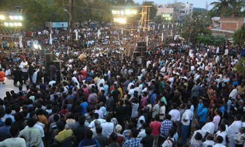 స్టెరిలైట్‌ ఫ్యాక్టరీకి తాళం.. ప్రజా ఉద్యమంతో దిగొచ్చిన పళని సర్కార్‌