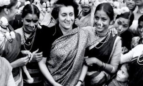 ఇందిర.. పొగరుగా ఎగిరిన జాతీయ పతాకం... మరి సజ్జన్తో లింకేంటి? ఇందిర.. పొగరుగా ఎగిరిన జాతీయ పతాకం... మరి సజ్జన్తో లింకేంటి?