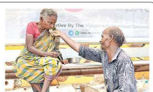 అమ్మ ప్రేమ ముందు అనారోగ్యమూ తలదించాల్సిందే! అమ్మ ప్రేమ ముందు అనారోగ్యమూ తలదించాల్సిందే!