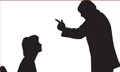 సెల్‌ఫోన్‌లో నీలిచిత్రాలతో... భార్యకు నరకం చూపించిన భర్త