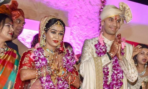 విడాకులకు అప్లై చేసుకున్న ఐశ్వర్యా రాయ్‌ దంపతులు