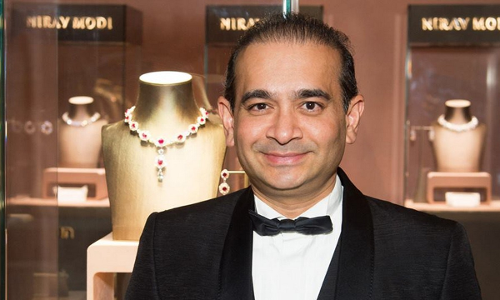 నీరవ్‌ మోదీని పట్టిస్తాం..