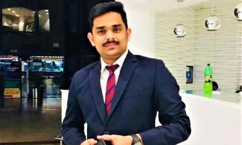 వరదలతో ప్రజలు అల్లాడుతుంటే కారుకూతలు కూశాడు.. ఇంతలో..