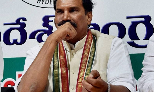 బ‌స్సు యాత్ర వాయిదా..?