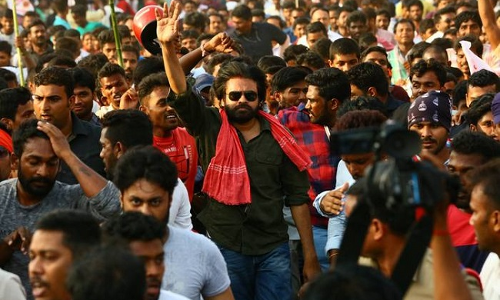 2019 ఎన్నికలకు పక్కా వ్యూహంతో జనసేనాని అడుగులు 2019 ఎన్నికలకు పక్కా వ్యూహంతో జనసేనాని అడుగులు