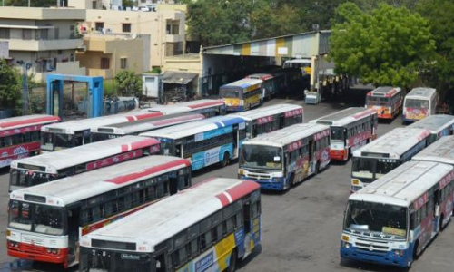 సమ్మె సైరన్‌ సరే, ఆర్టీసీ గత ఫిట్మెంట్‌ మరిచిపోయిందా?