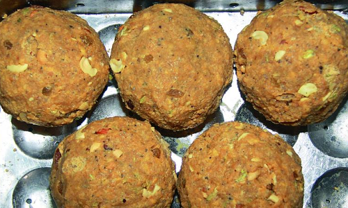 తిరుమల కొండలో అవినీతి అనకొండలు తిరుమల కొండలో అవినీతి అనకొండలు