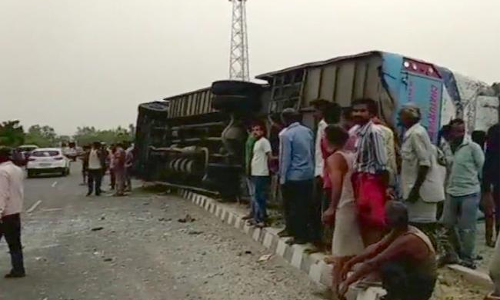 ఘోర ప్రమాదం.. 17 మంది మృతి