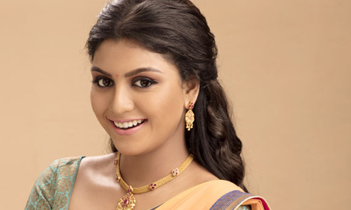 ఆమె అంజ‌లి చెల్లెలు కాదంట‌