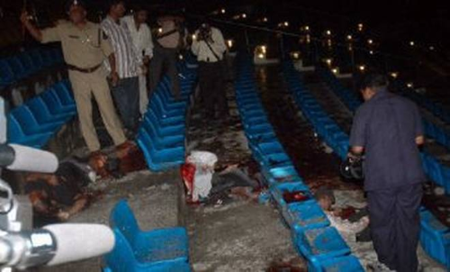 హైదరాబాద్: జంట పేలుళ్ల కేసులో తీర్పు వెల్లడి