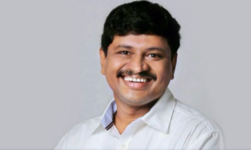 తెర‌పైకి సీఎం కేసీఆర్ మ‌రో వార‌సుడు