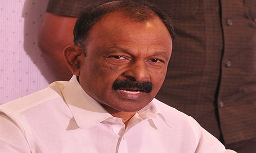 రాహుల్ వస్తే తొలి సంతకం ప్రత్యేక హోదాపైనే : రఘువీరా రెడ్డి రాహుల్ వస్తే తొలి సంతకం ప్రత్యేక హోదాపైనే : రఘువీరా రెడ్డి