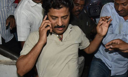 ఐటీ కమిషనర్ దృష్టికి తీసుకెళతా : రేవంత్ రెడ్డి