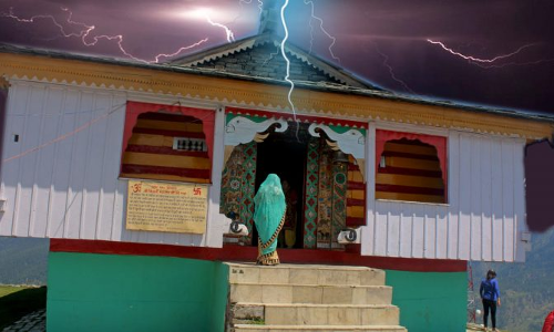 శివుడిపై పిడుగు పడుతుంది...ఎక్కడో తెలుసా!! శివుడిపై పిడుగు పడుతుంది...ఎక్కడో తెలుసా!!