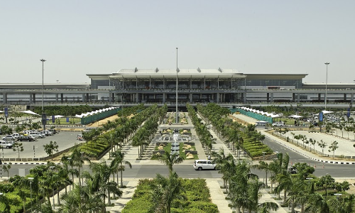 22.25 చదరపు కిలోమీటర్ల విమానాశ్రయం 22.25 చదరపు కిలోమీటర్ల విమానాశ్రయం