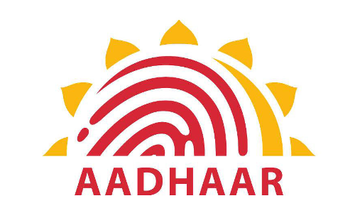 డ్రైవింగ్ లైసెన్స్‌కూ ఆధార్‌ను లింక్ చేయాలి: కేంద్రం