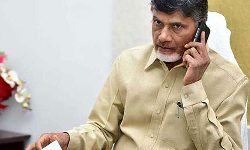 బాబును ఇరకాటంలో పెడుతున్న “హోదా”