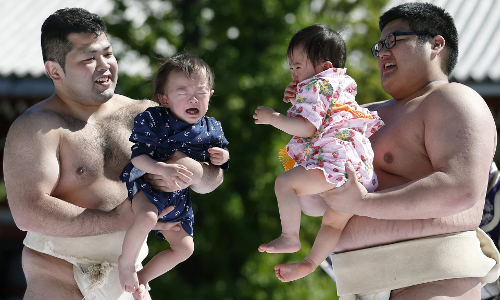 అలా పిల్లలు ఏడిస్తే మంచిది