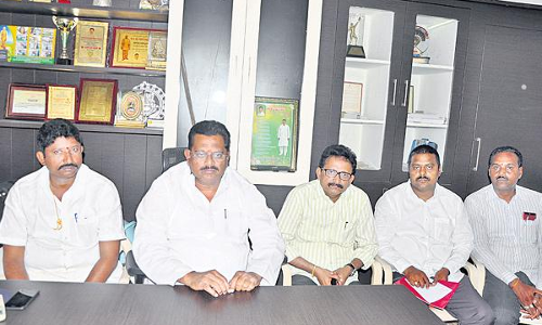 ఈనెల 27 న వైసీపీలో చేరనున్న టీడీపీ సీనియర్ నేత!