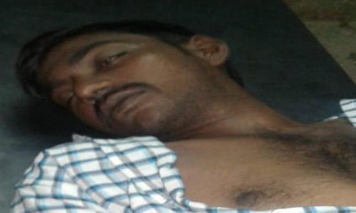 వివాహ నిశ్చితార్థంలో లడ్డూ కోసం వీరంగం.. వ్యక్తి మృతి