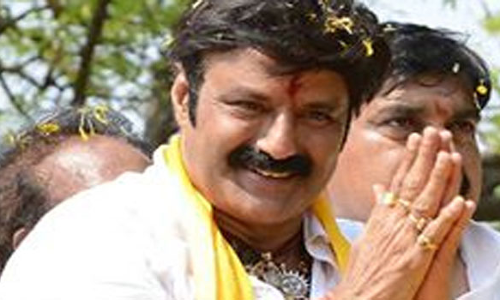 ఆ రోజుల్లో మరి నాన్నగారూ.... ఈ రోజుల్లో మరి అబ్బాయ్ గారు!!