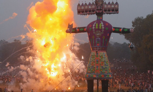 దసరాను సరదాగా గడపడానికి ఈ ప్రదేశాలకు వెళ్లండి దసరాను సరదాగా గడపడానికి ఈ ప్రదేశాలకు వెళ్లండి