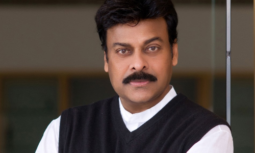 వరప్రసాద్ చిందేస్తే... చిరు