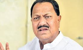 డీఎస్‌ కుమారుడిపై 11 విద్యార్థినుల ఫిర్యాదు.. లైంగికంగా వేధిస్తున్నాడు..