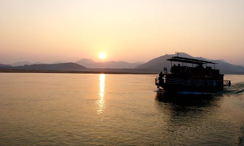 లాంచీ ముంచిన పాపం ఎవరిది? ఈ హత్యలకు శిక్షల్లేవా?