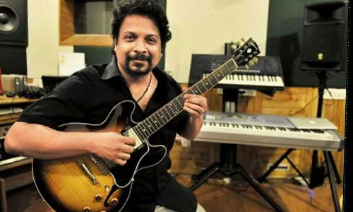 సూప‌ర్ మ్యూజిక్ డైరెక్ట‌ర్‌.. మ‌ళ్లీ వ‌స్తున్నాడు