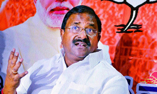 ఏపీలో అవీనితిని తవ్వేందుకు బుల్డోజర్లకు డిమాండ్ ఏపీలో అవీనితిని తవ్వేందుకు బుల్డోజర్లకు డిమాండ్