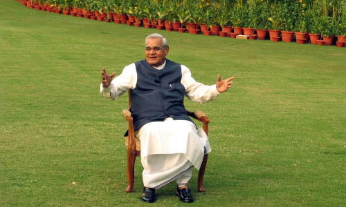 తెలుగు నేలకు వాజ్‌పేయికి విడదీయరాని అనుబంధం