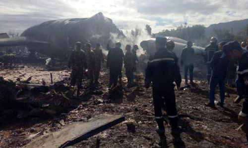 కుప్పకూలిన విమానం : 100 మంది సైనికులు మృతి