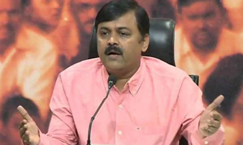 సీఎం చంద్రబాబుపై జీవీఎల్ ఫైర్ సీఎం చంద్రబాబుపై జీవీఎల్ ఫైర్