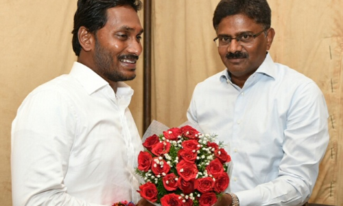 విజయసాయిరెడ్డికి ఝలక్ ఇచ్చిన మాజీ డీజీపీ నండూరి..