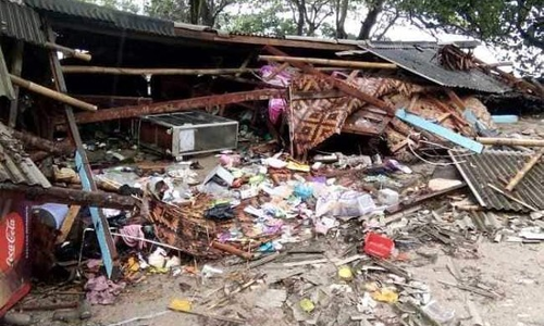 సునామీ విధ్వంసం: 168కి చేరిన మృతులు సునామీ విధ్వంసం: 168కి చేరిన మృతులు