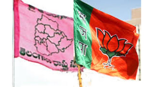 కారు జోరుకు కమలం కళ్లెం వేస్తుందా?