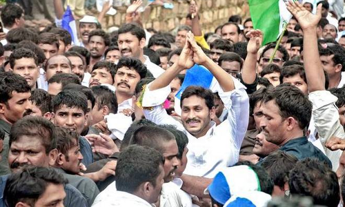 సీ- ఓట‌ర్ స‌ర్వేని లైట్ తీసుకున్న జ‌గ‌న్