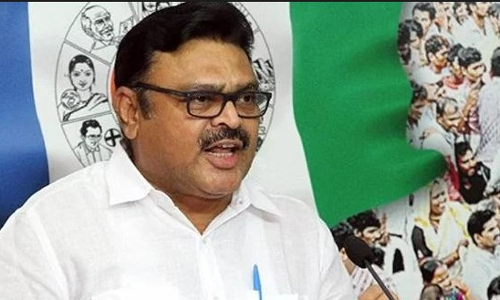 జగన్పై దాడి కేసును నీరు గార్చేందుకు ప్రయత్నిస్తున్నారు : అంబటి జగన్పై దాడి కేసును నీరు గార్చేందుకు ప్రయత్నిస్తున్నారు : అంబటి